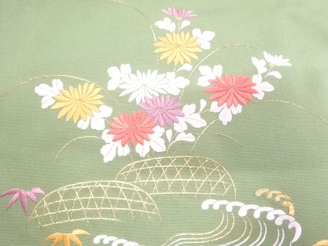 アンティーク　波に菊・笹模様刺繍作り帯